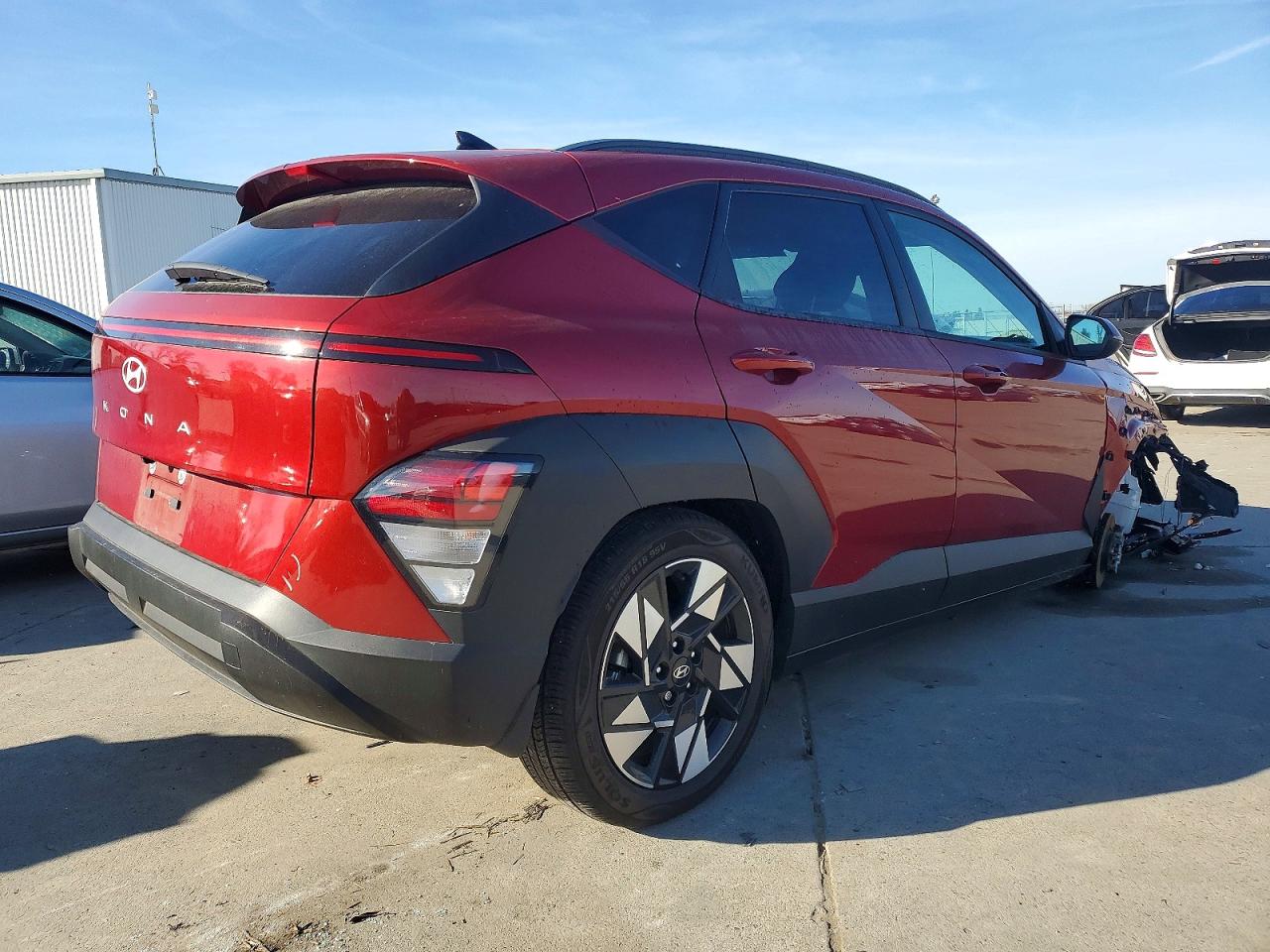 2024 HYUNDAI KONA SEL photo 3