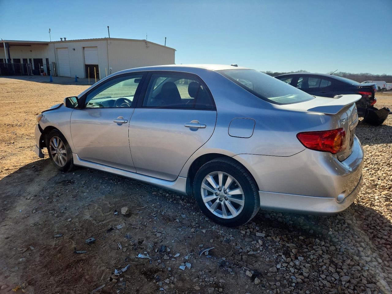 2009 TOYOTA COROLLA BASE photo 2