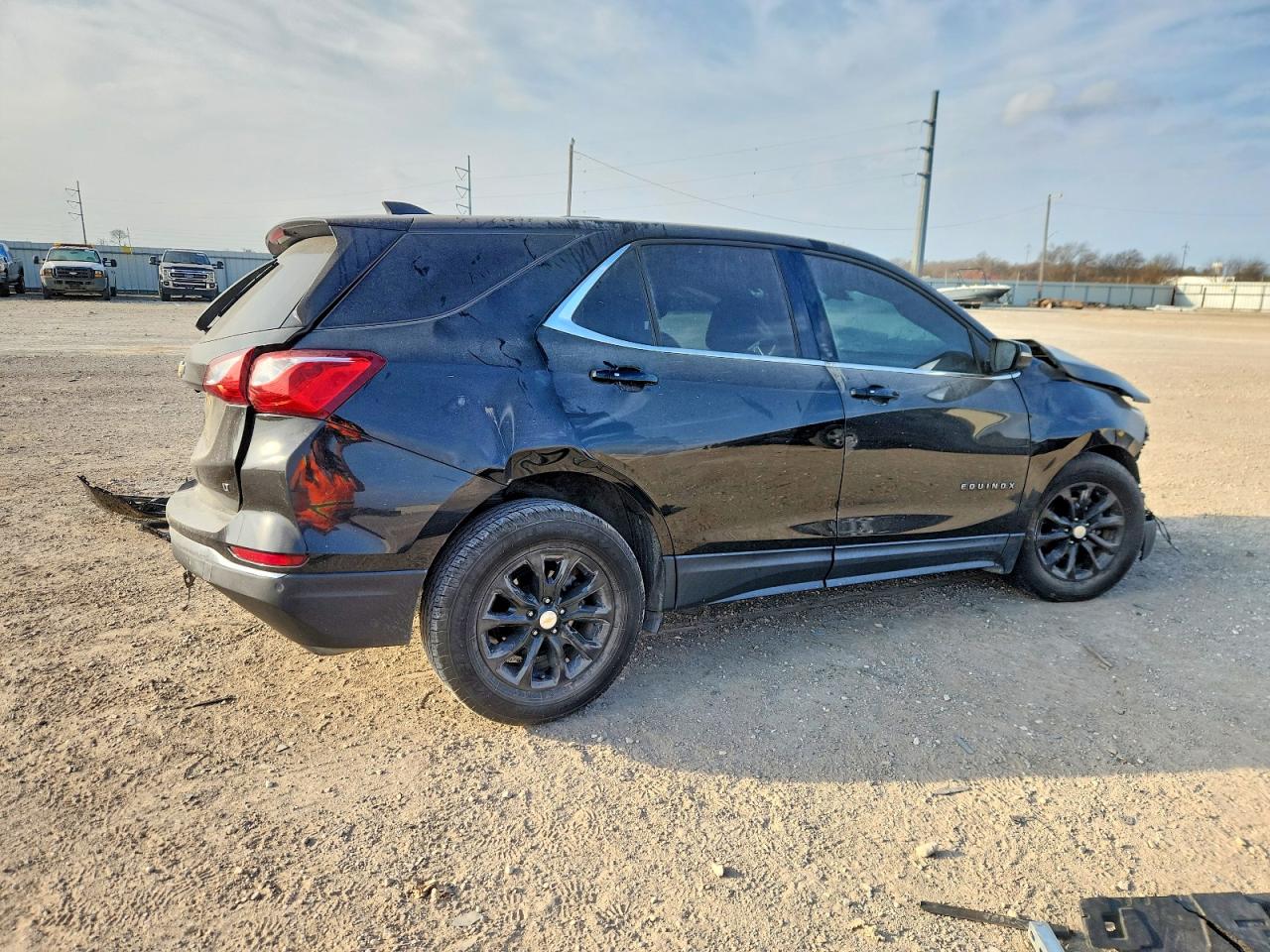 2018 CHEVROLET EQUINOX LT photo 3