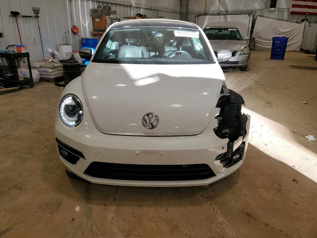 2014 VOLKSWAGEN BEETLE photo 5
