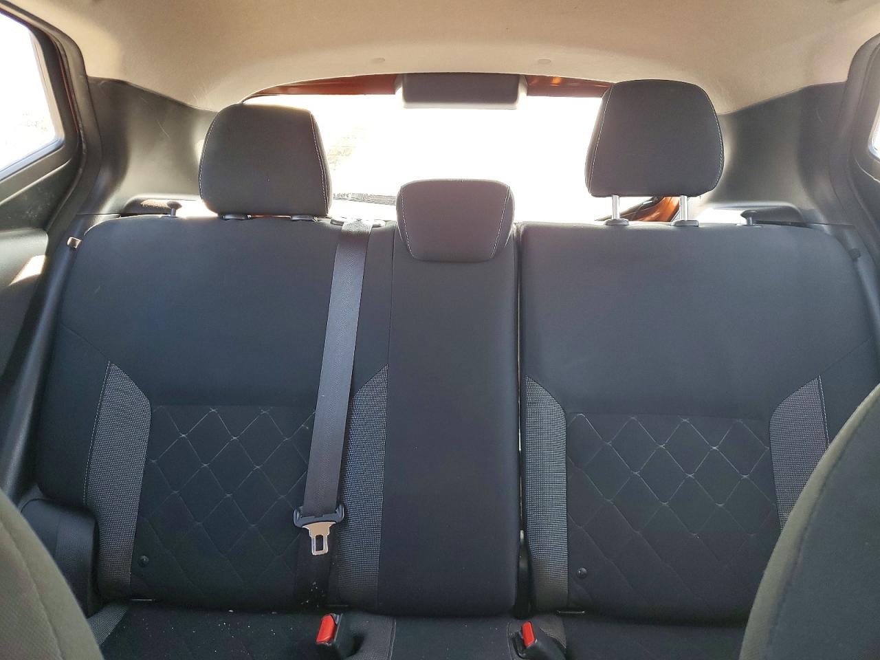 2019 NISSAN KICKS S photo 28