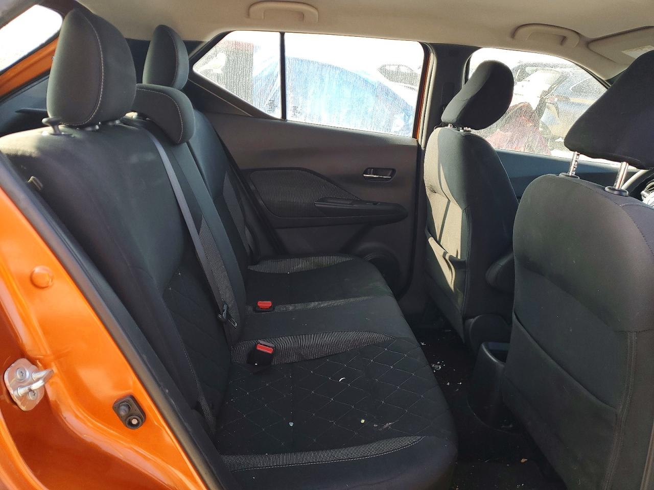 2019 NISSAN KICKS S photo 31