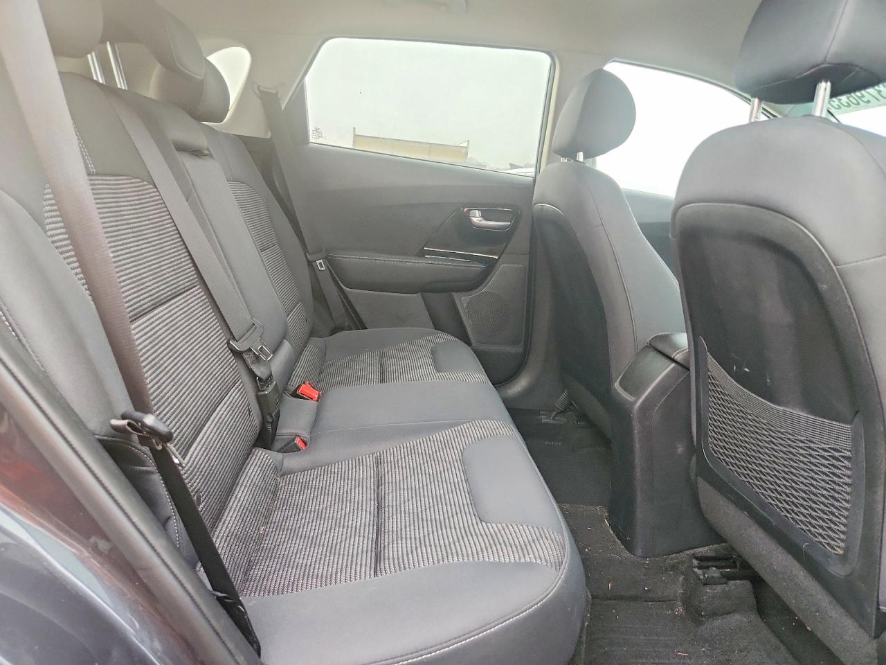 2020 KIA NIRO LXS photo 11
