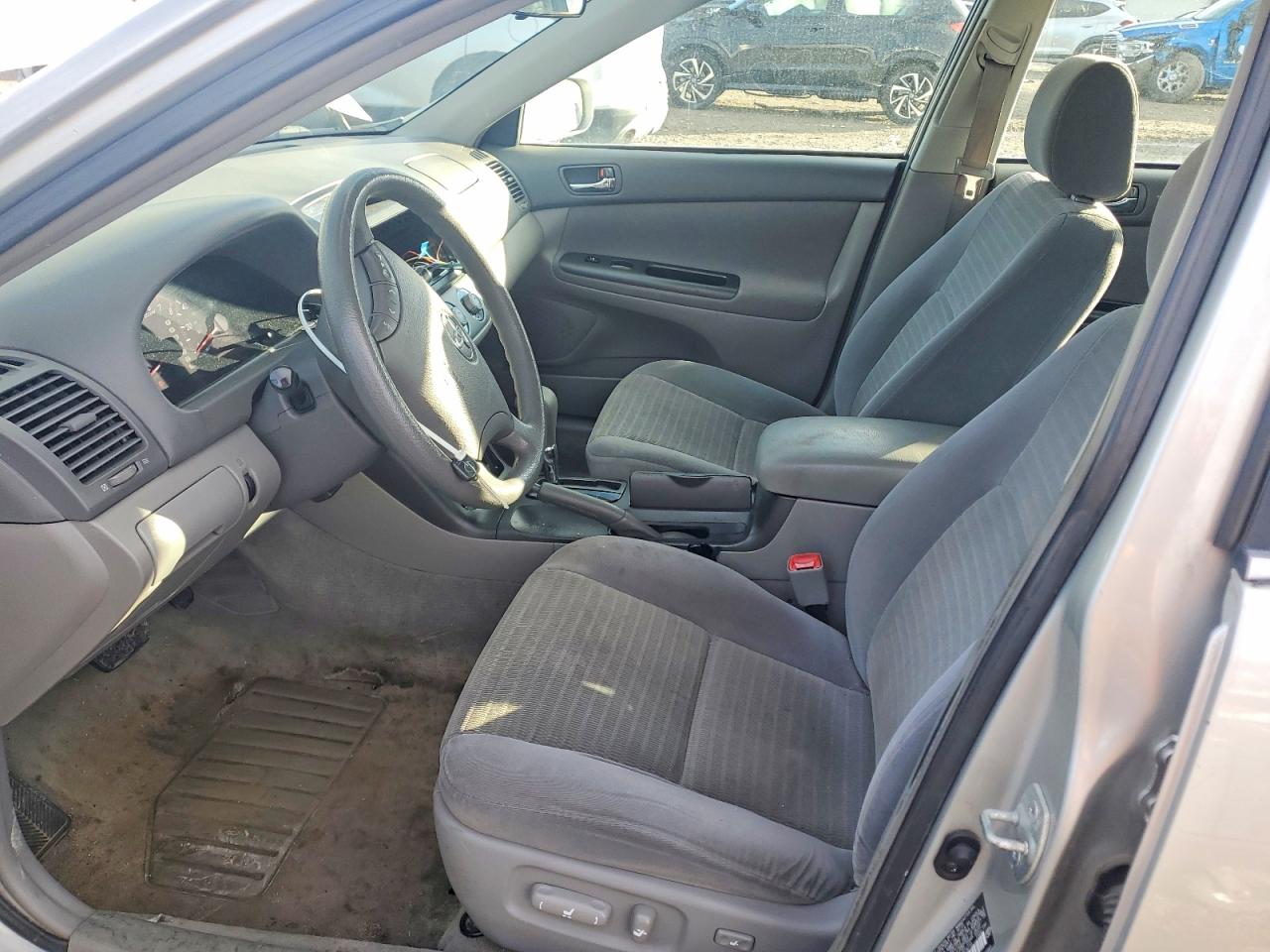 2006 TOYOTA CAMRY LE photo 7