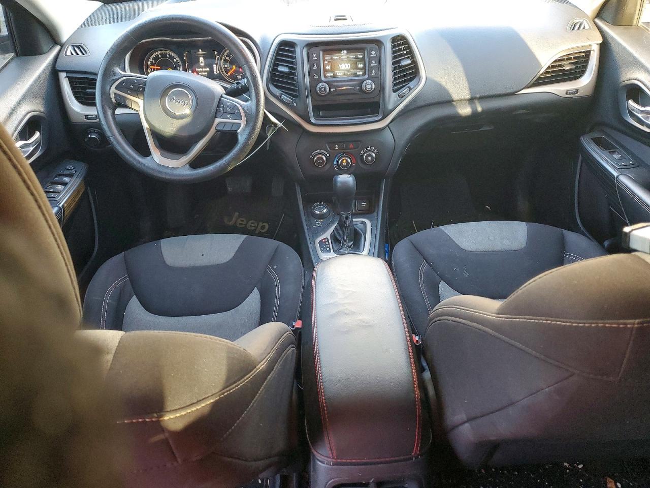 2015 JEEP CHEROKEE SPORT photo 8