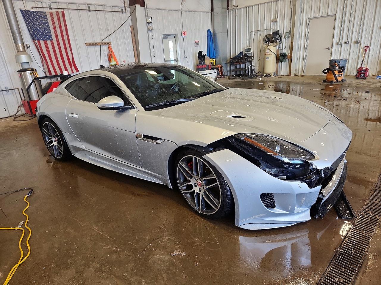2016 JAGUAR F-TYPE R photo 4