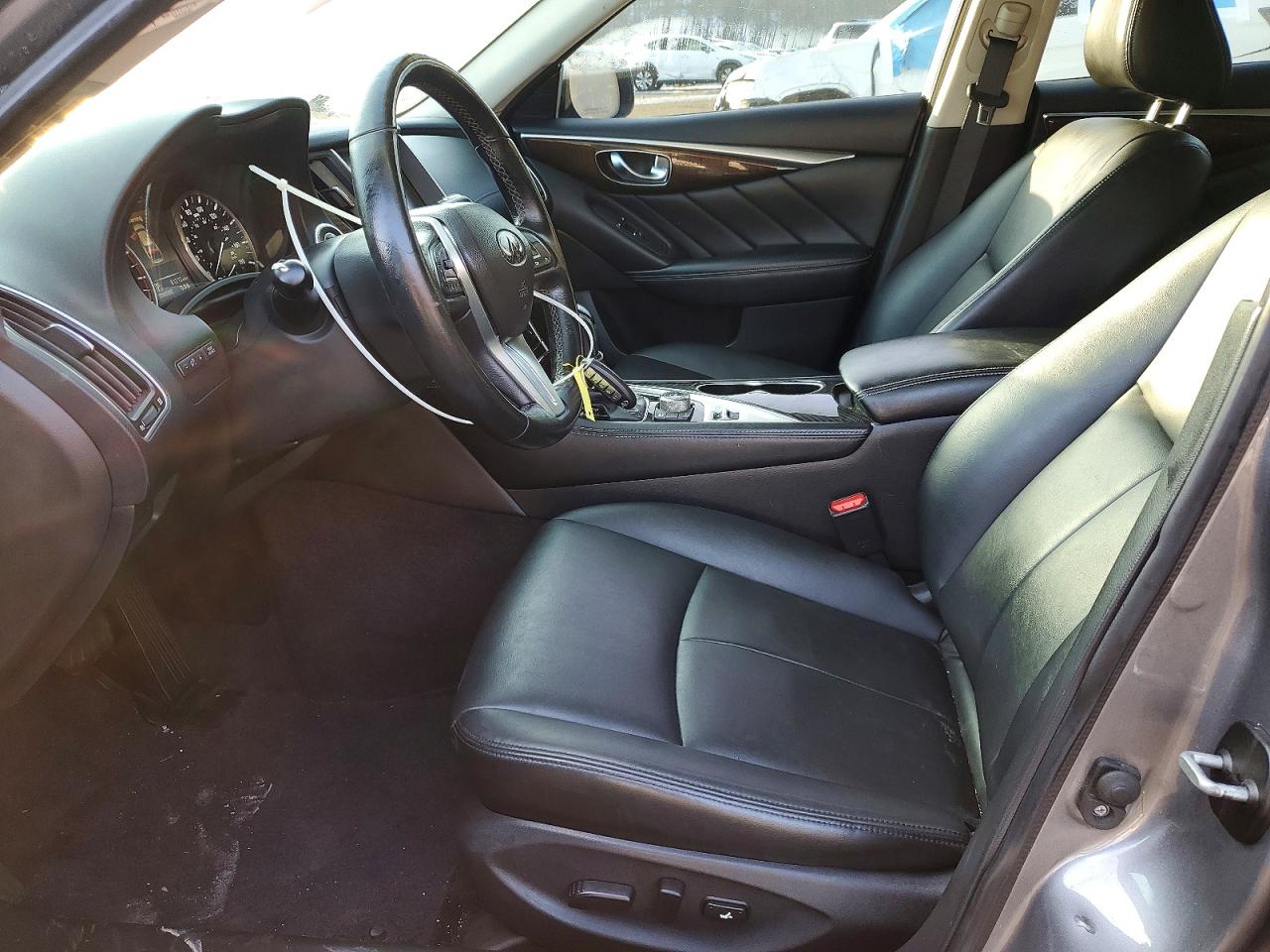 2018 INFINITI Q50 LUXE photo 7