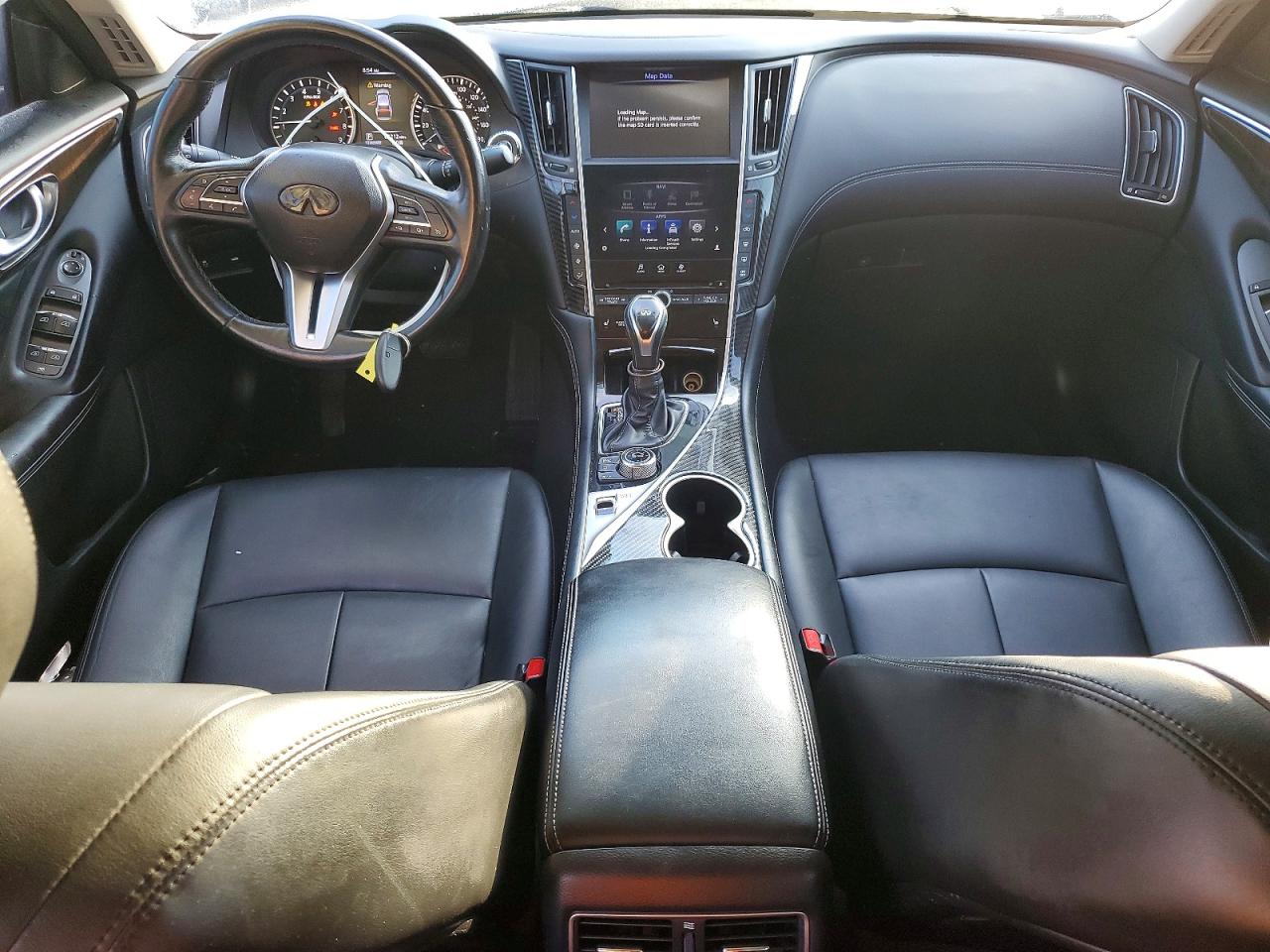 2018 INFINITI Q50 LUXE photo 8