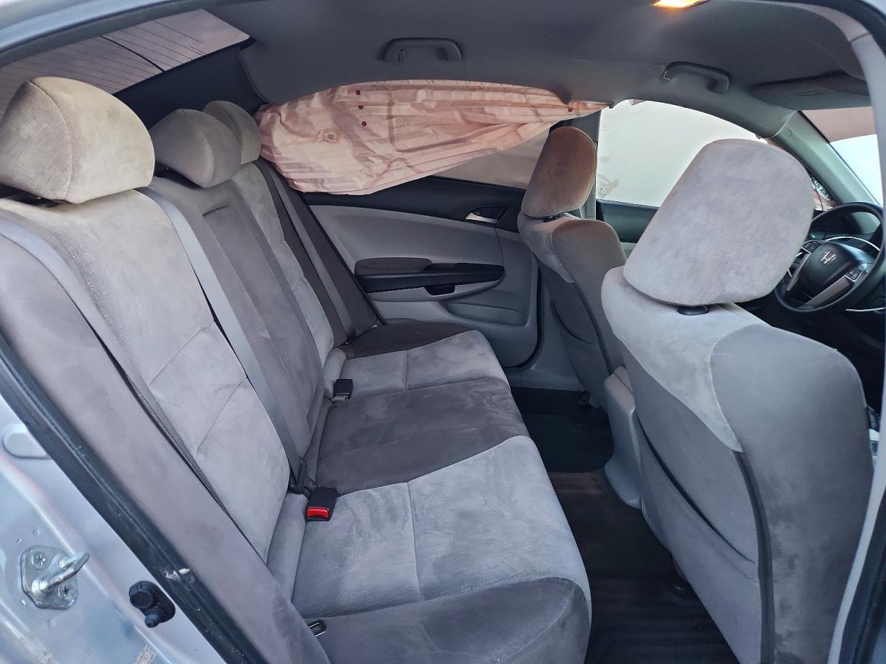 2010 HONDA ACCORD LXP photo 10