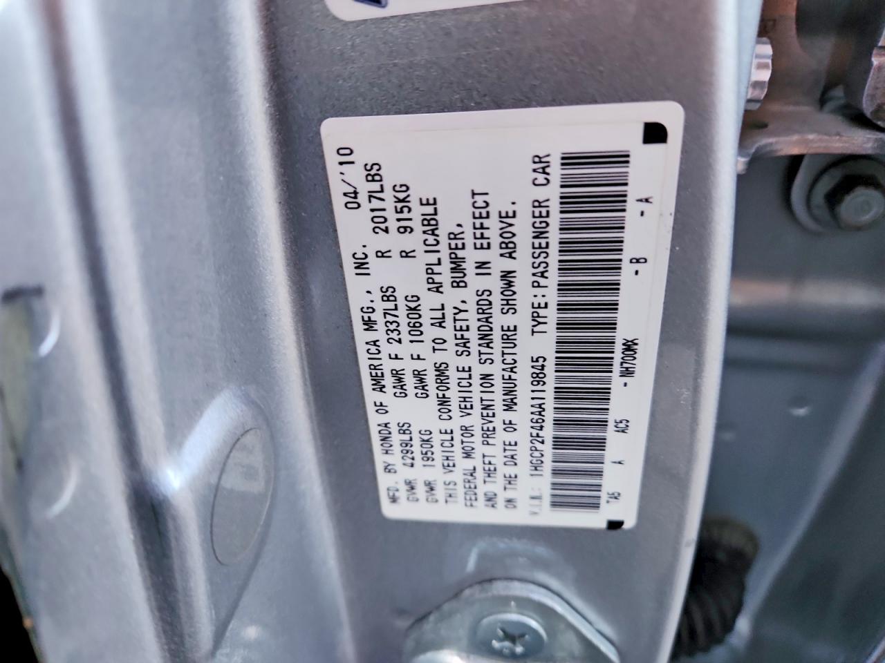 2010 HONDA ACCORD LXP photo 13
