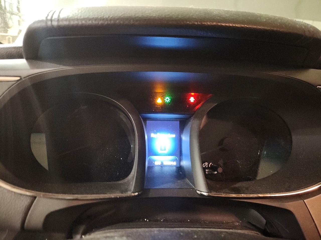 2016 TOYOTA AVALON XLE photo 9