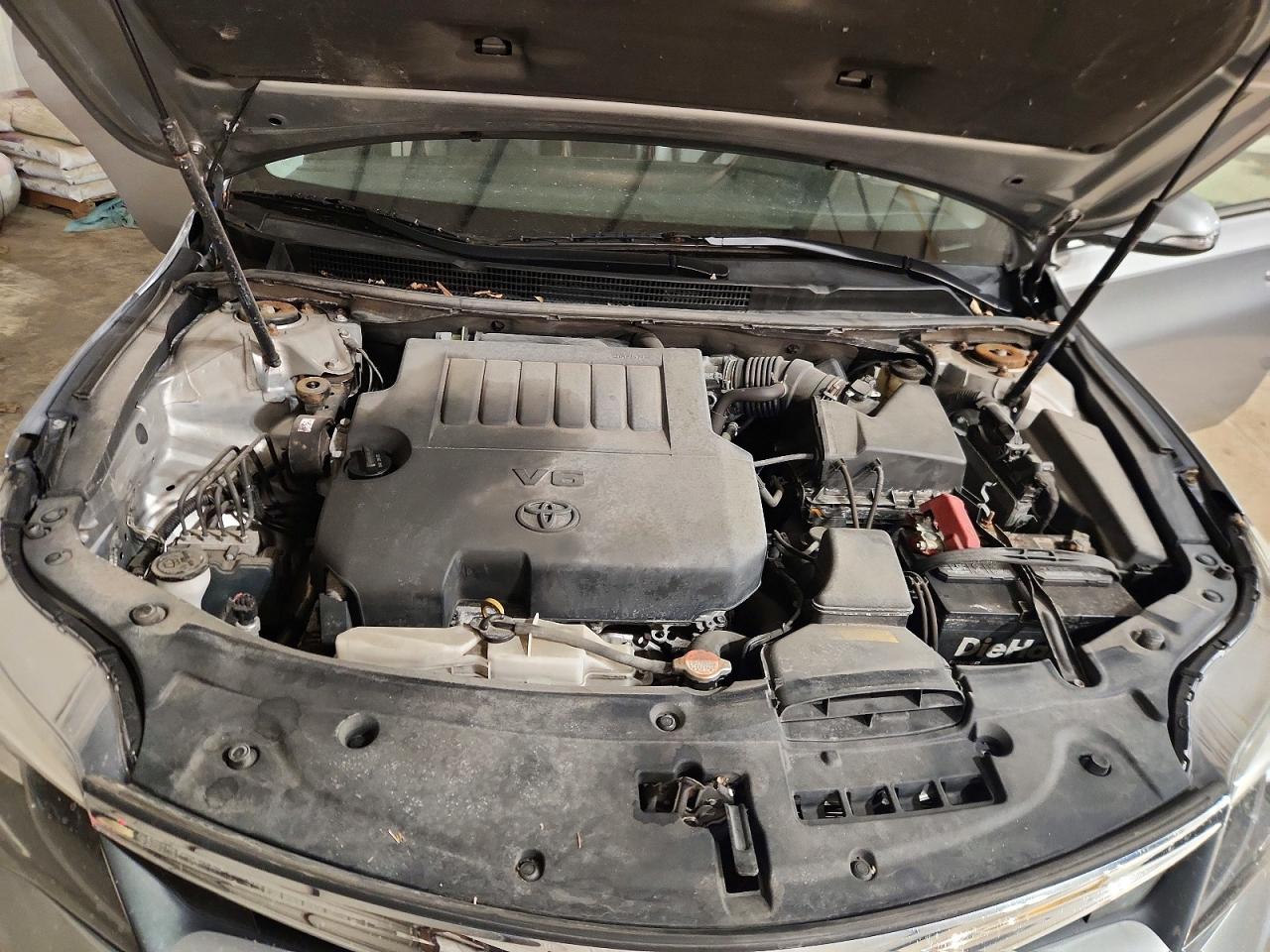 2016 TOYOTA AVALON XLE photo 11