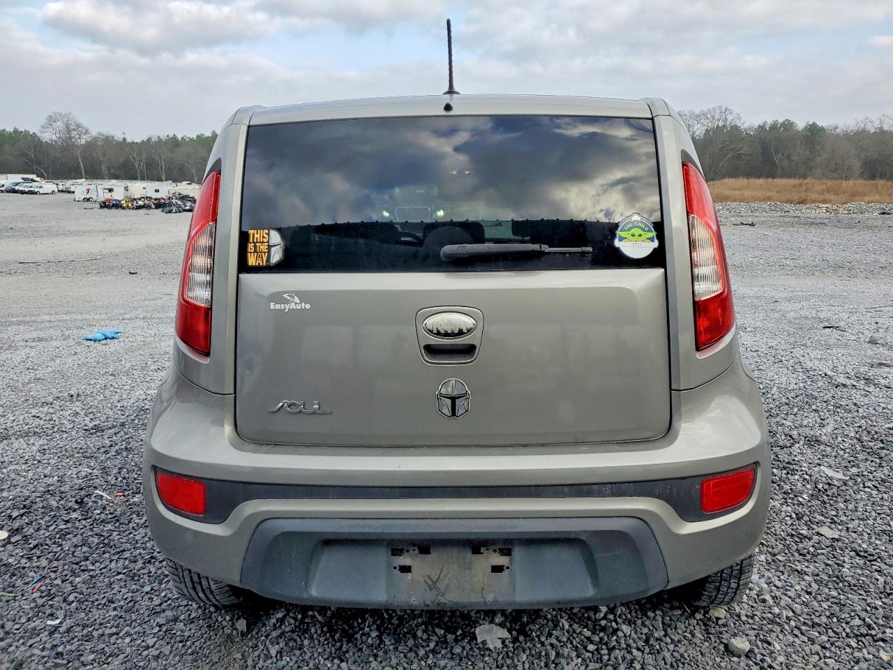 2013 KIA SOUL + photo 6