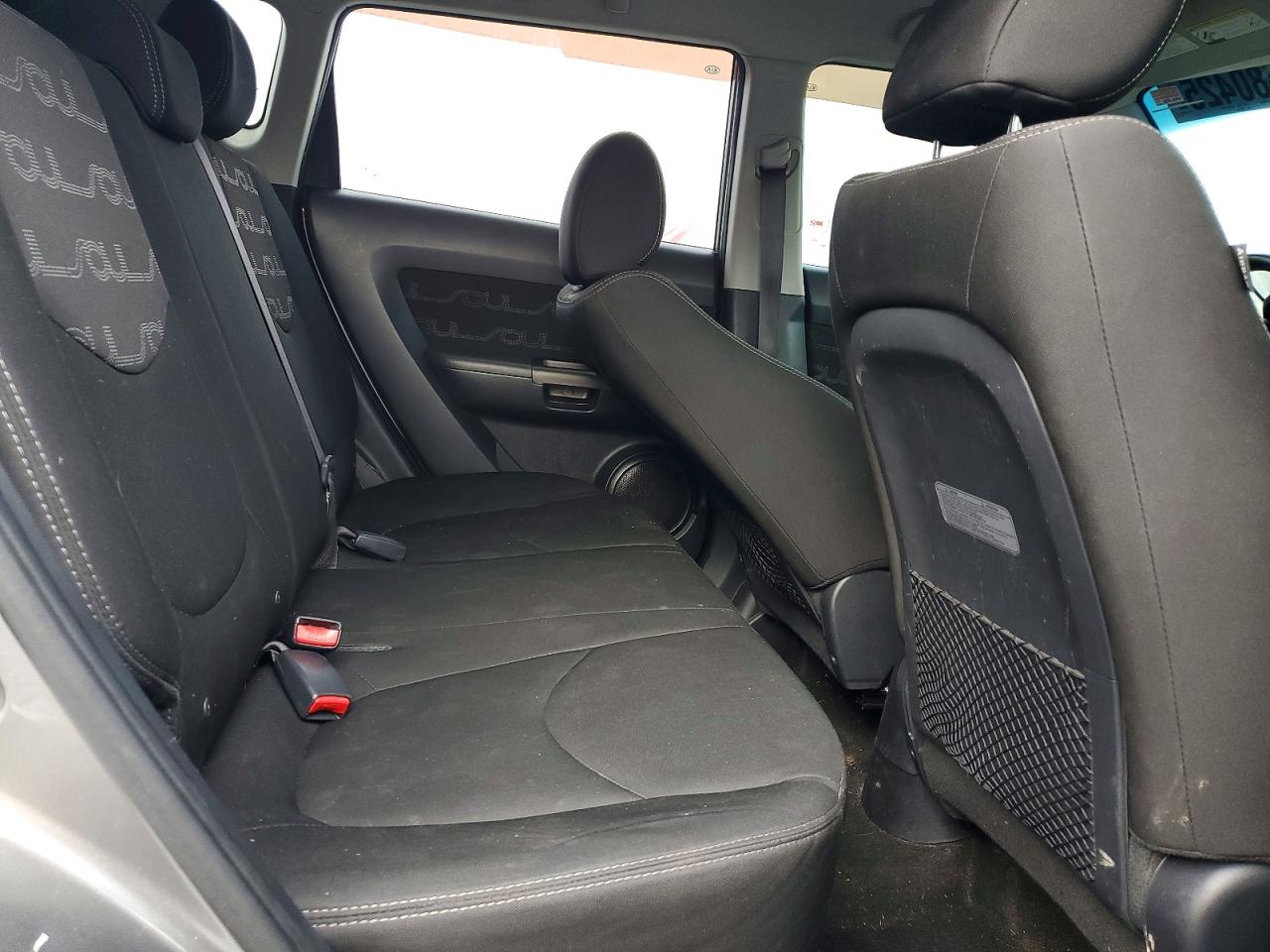 2013 KIA SOUL + photo 10