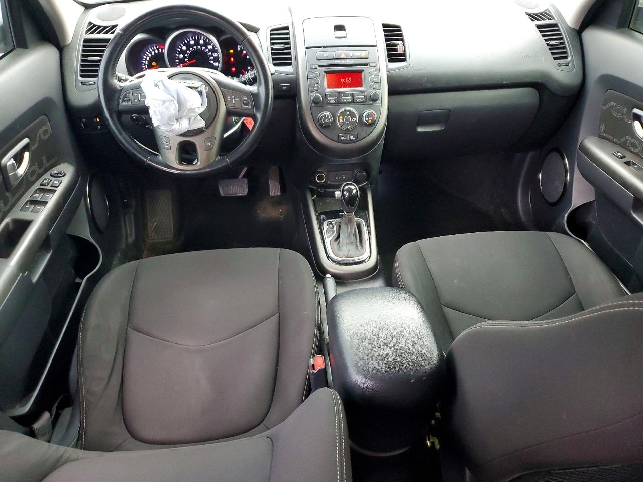 2013 KIA SOUL + photo 8