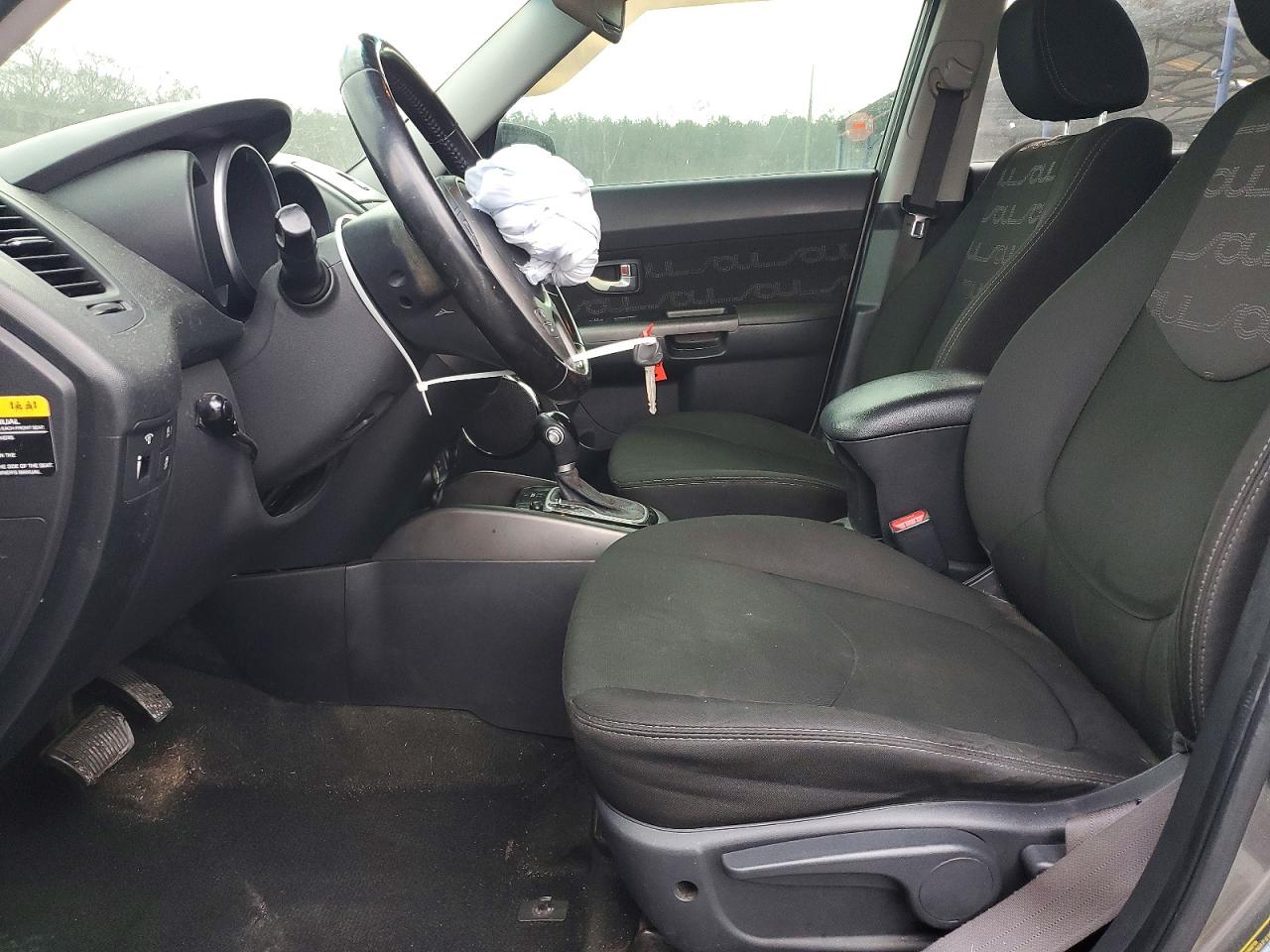 2013 KIA SOUL + photo 7