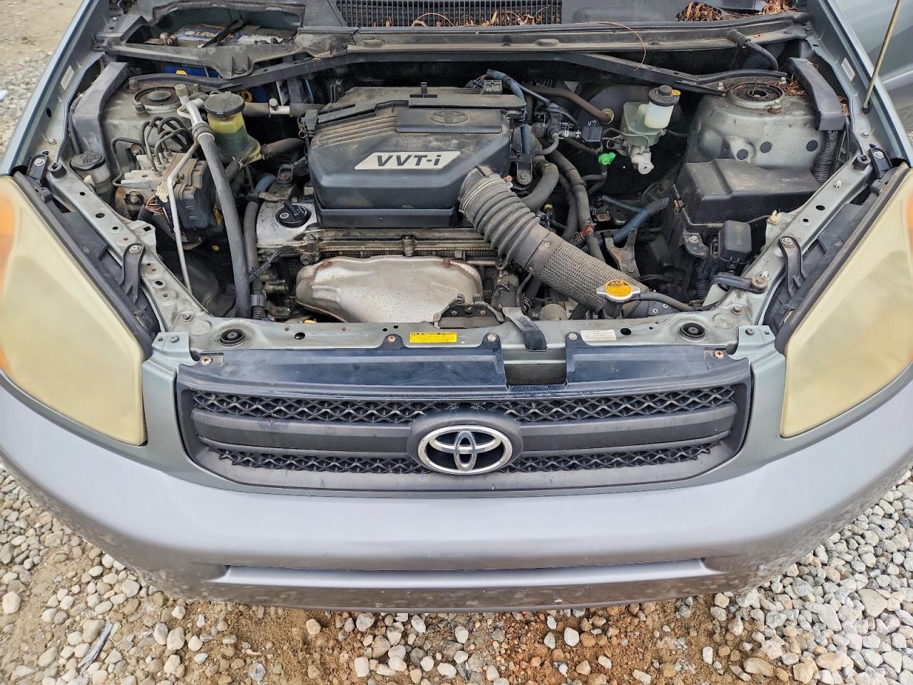 2004 TOYOTA RAV4 photo 11