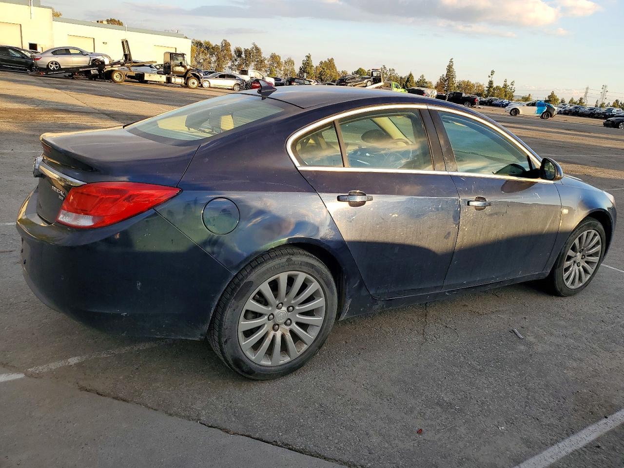 2011 BUICK REGAL CXL photo 3