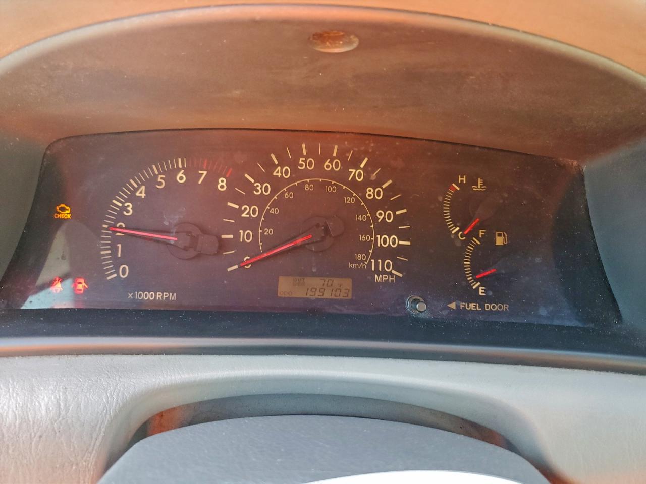 2005 TOYOTA COROLLA CE photo 9