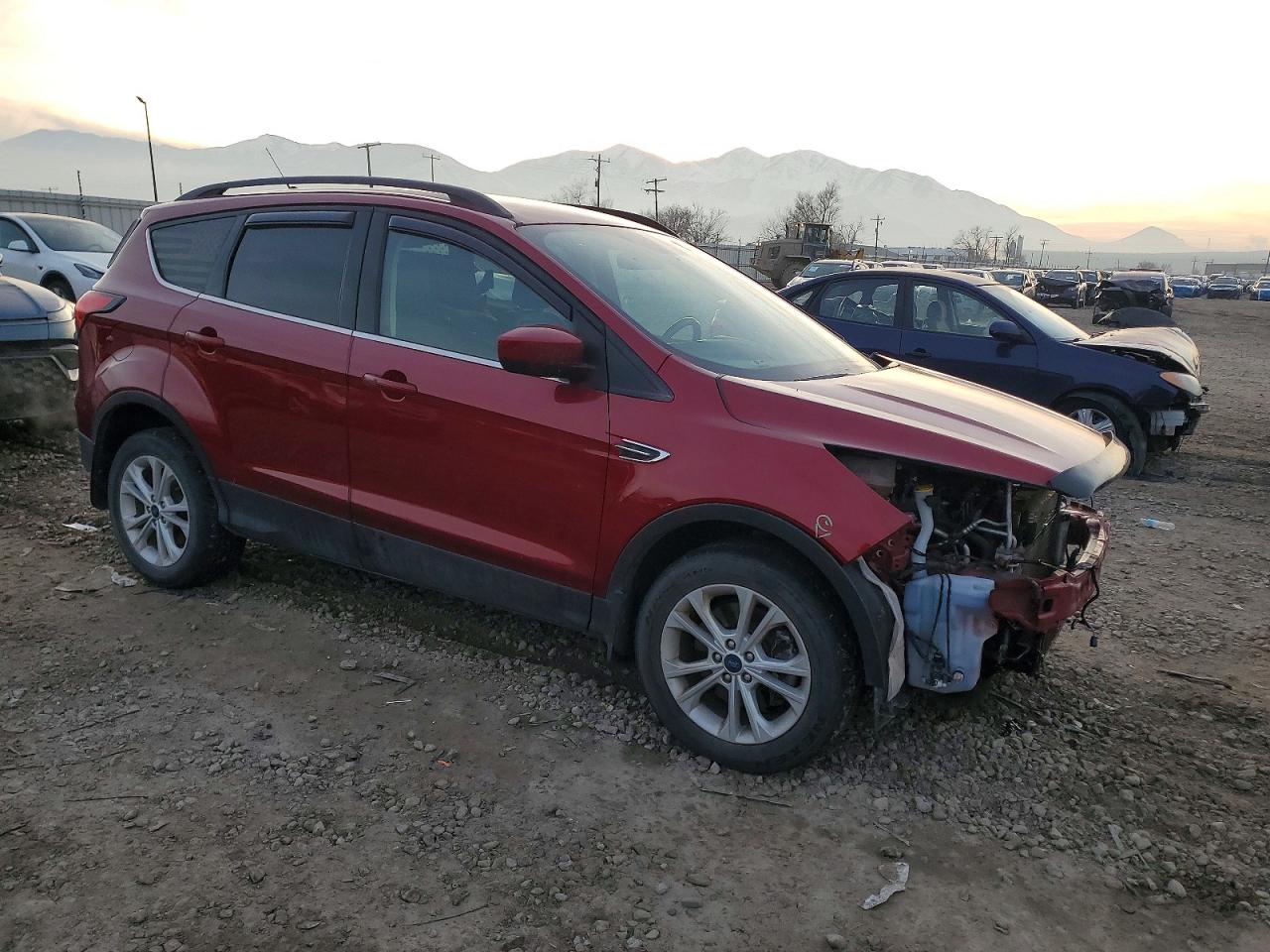 2019 FORD ESCAPE SEL photo 4