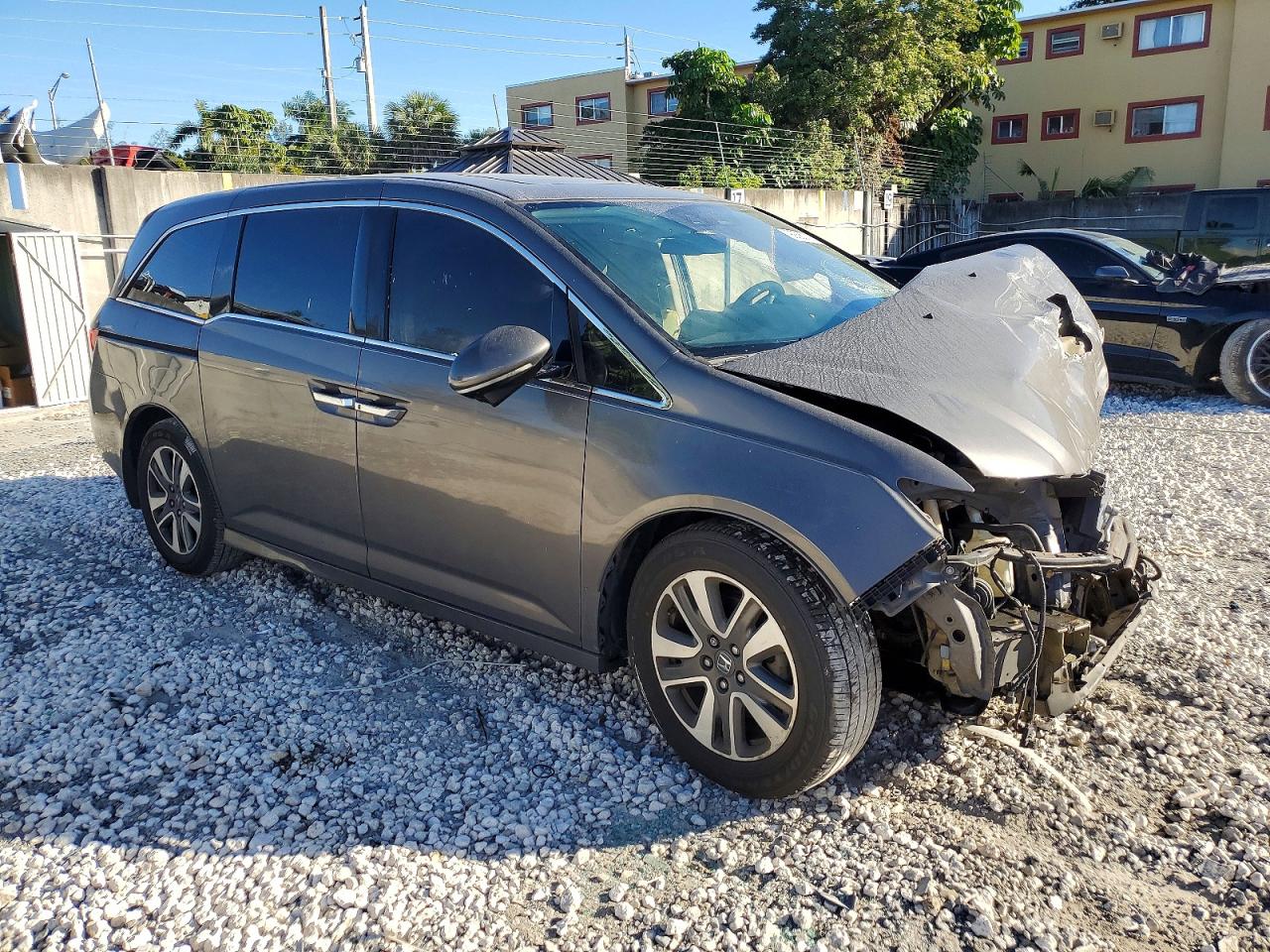 2014 HONDA ODYSSEY TOURING photo 4