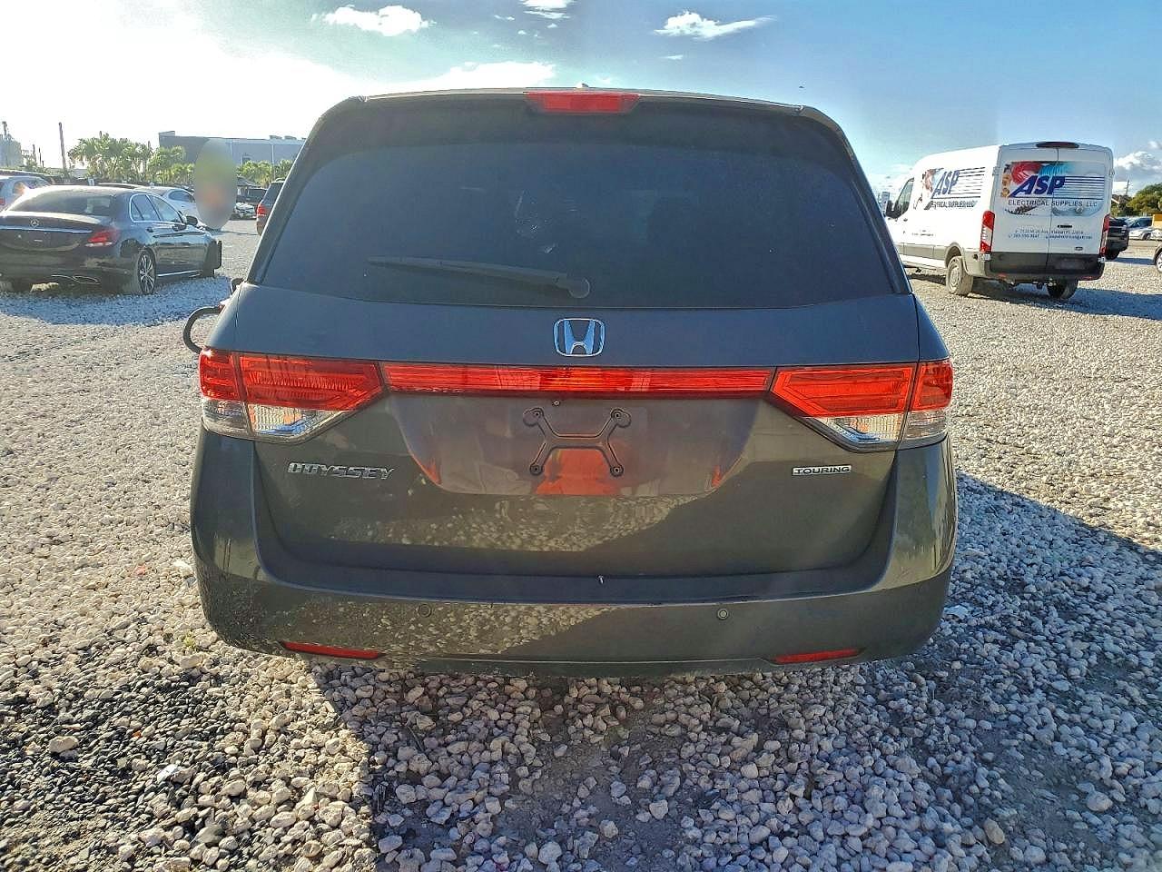 2014 HONDA ODYSSEY TOURING photo 6