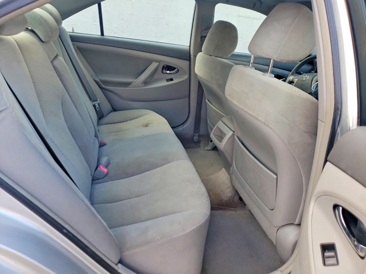 2007 TOYOTA CAMRY LE photo 10