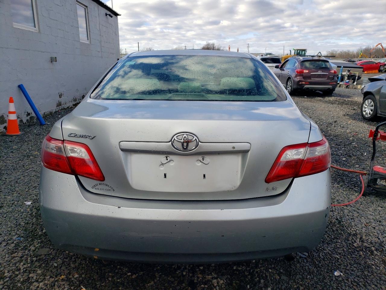 2007 TOYOTA CAMRY LE photo 6