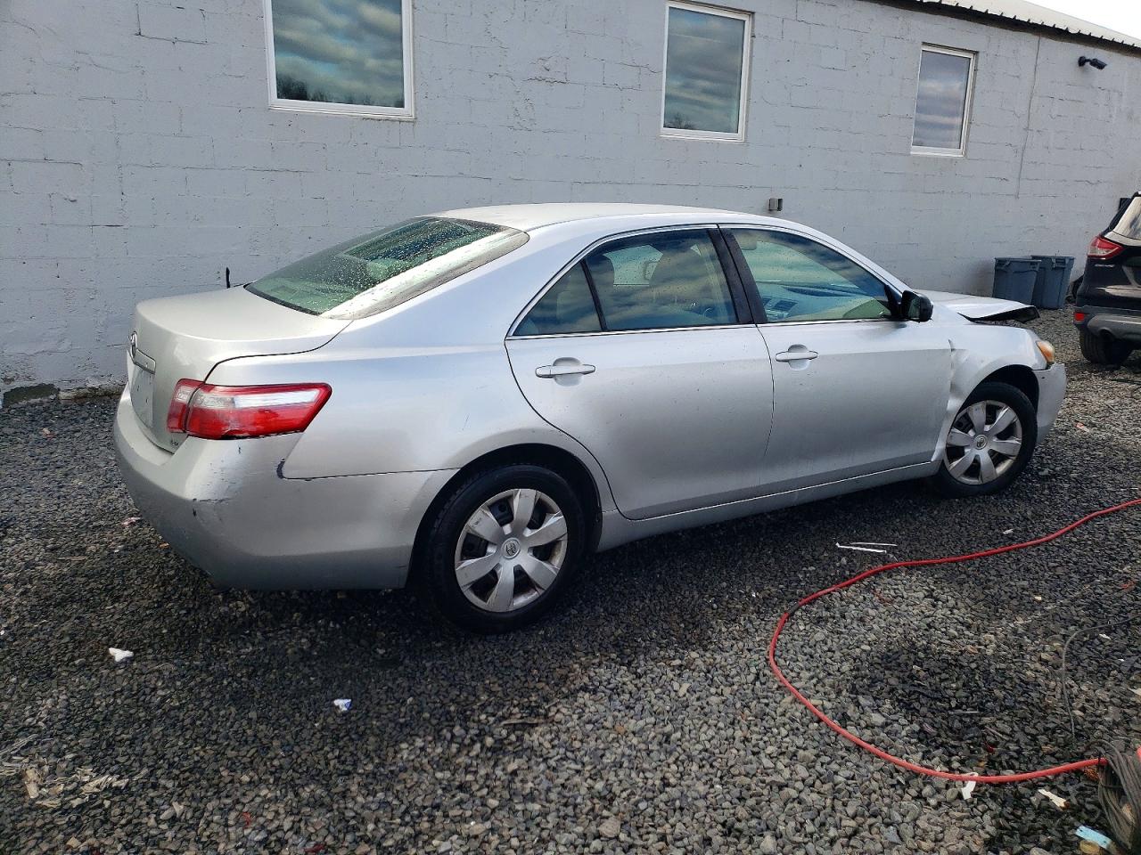 2007 TOYOTA CAMRY LE photo 3