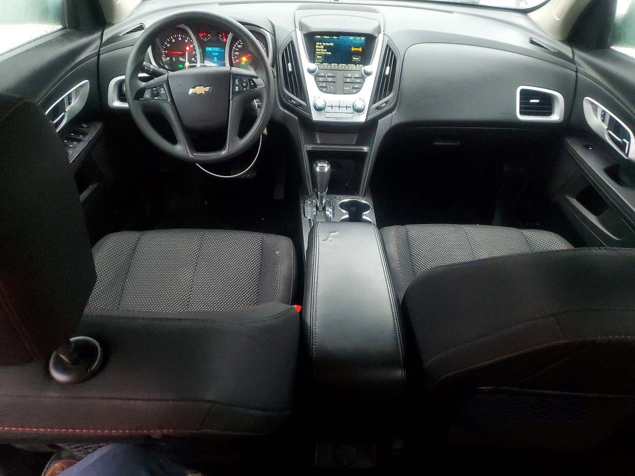 2017 CHEVROLET EQUINOX LS photo 8