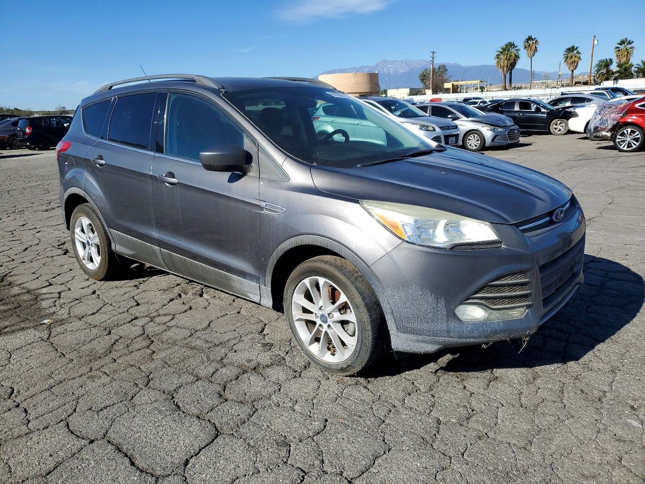 2014 FORD ESCAPE SE photo 4