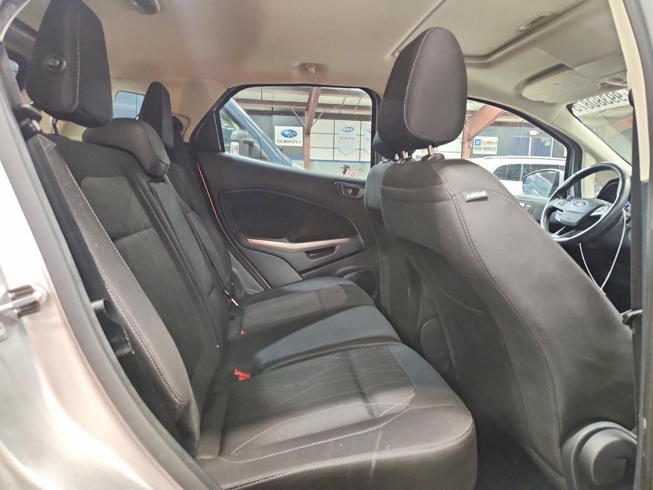 2020 FORD ECOSPORT SE photo 11