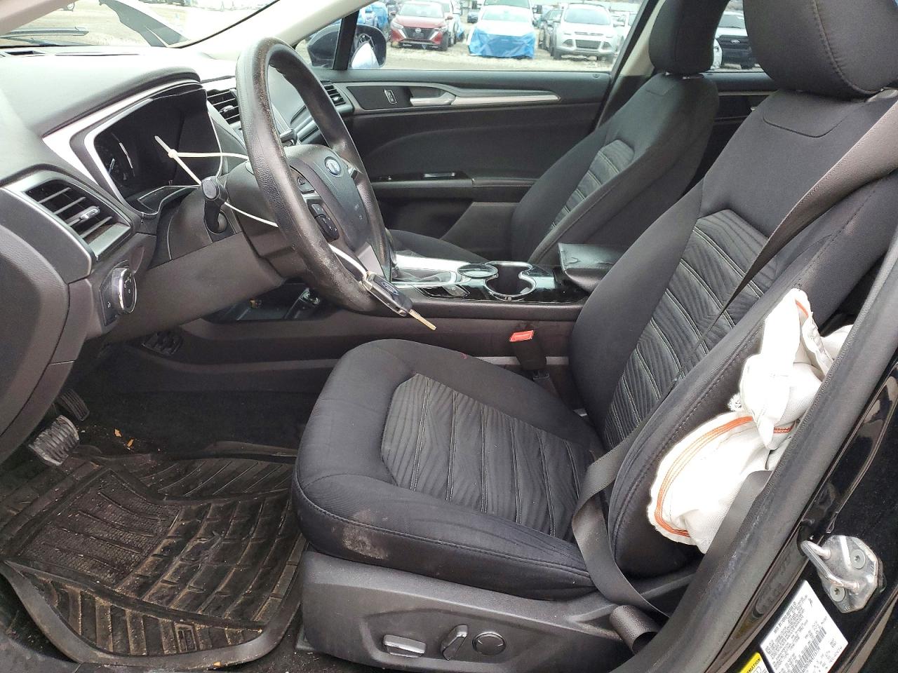 2016 FORD FUSION SE photo 13