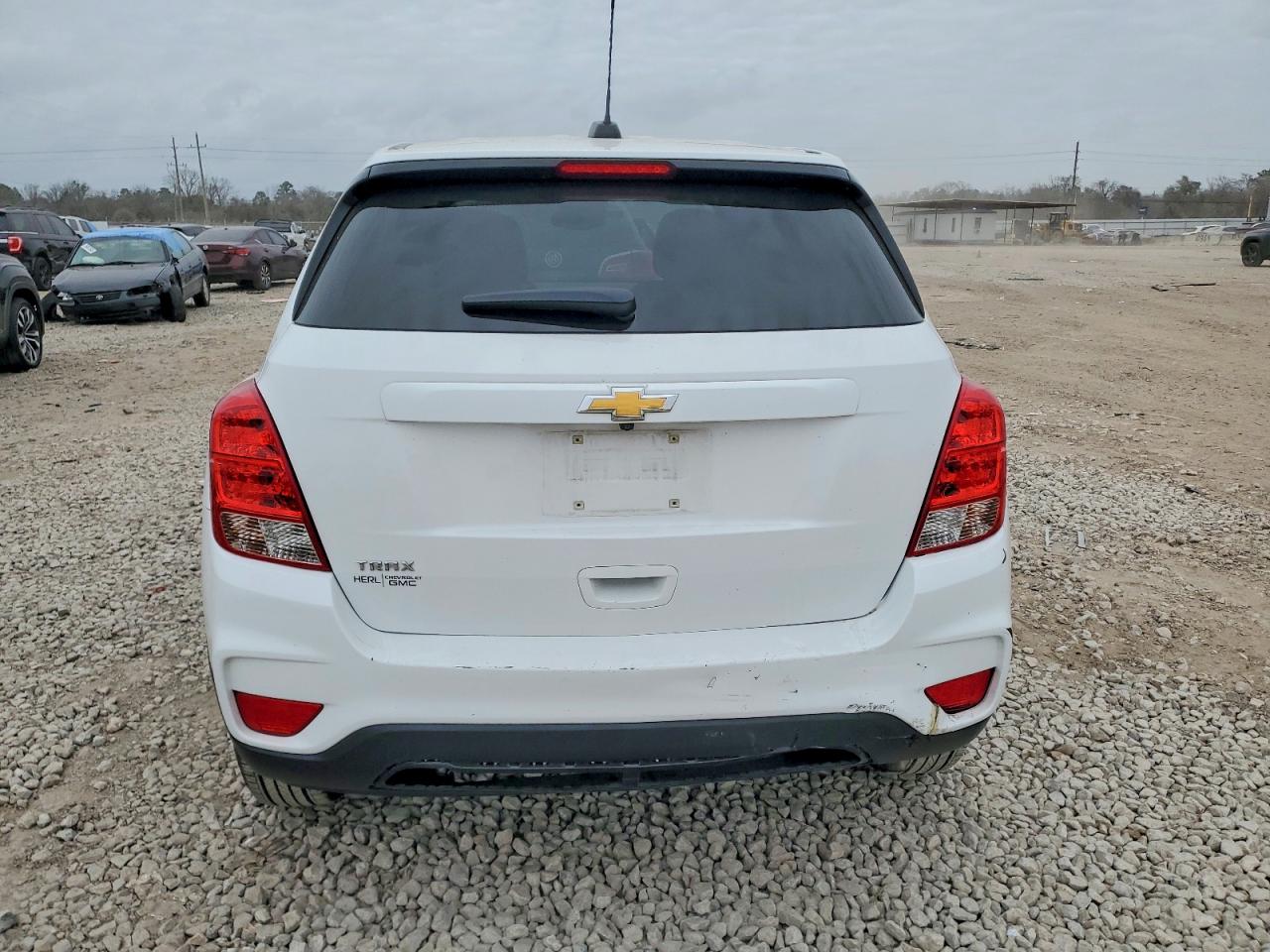 2020 CHEVROLET TRAX LS photo 6