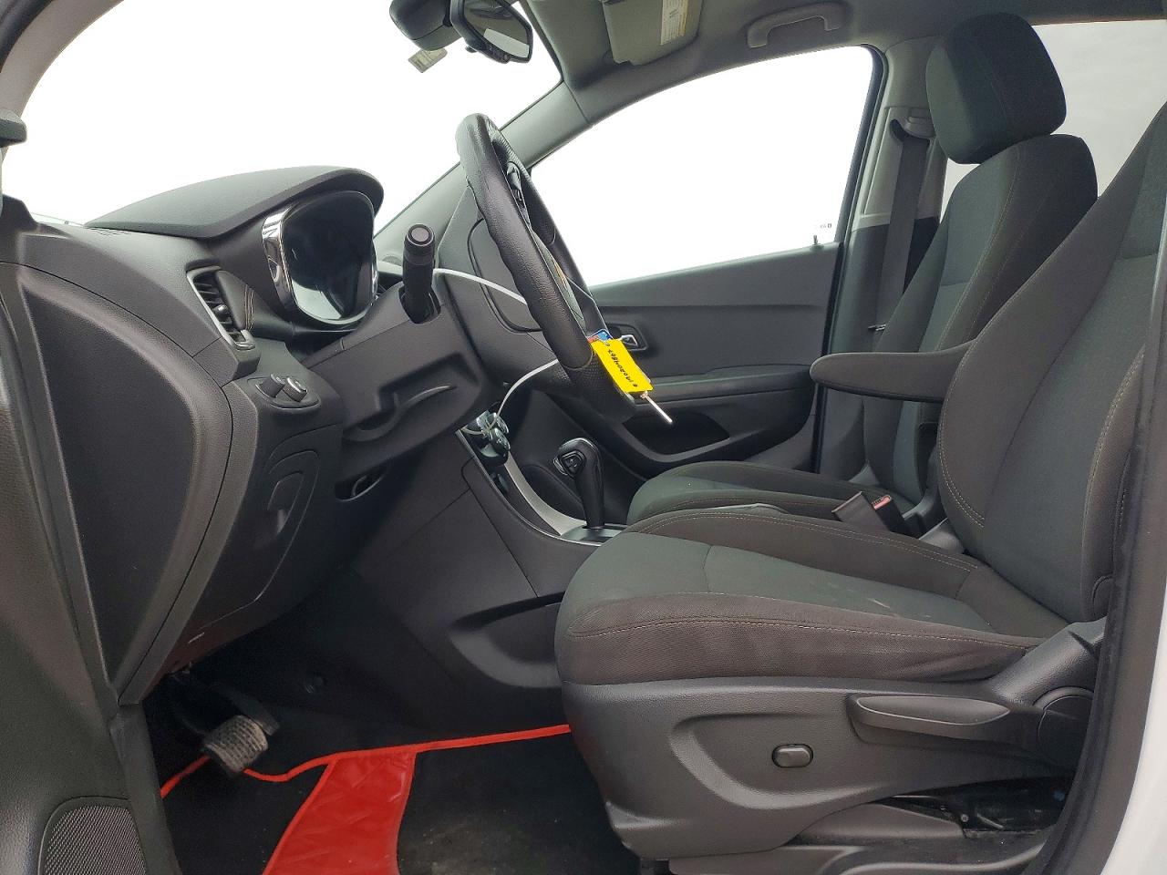 2020 CHEVROLET TRAX LS photo 7