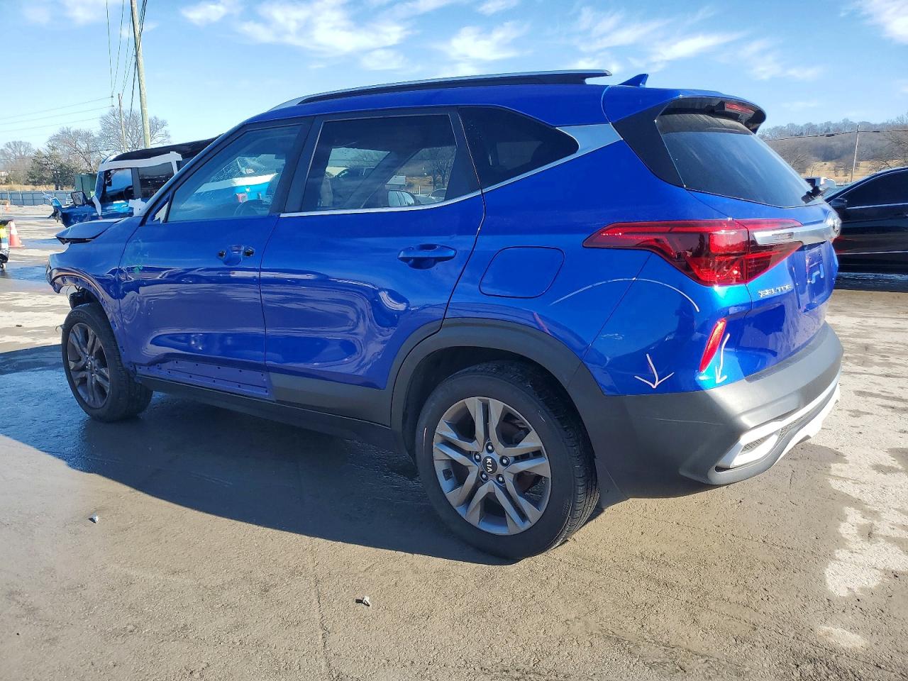2021 KIA SELTOS S photo 3