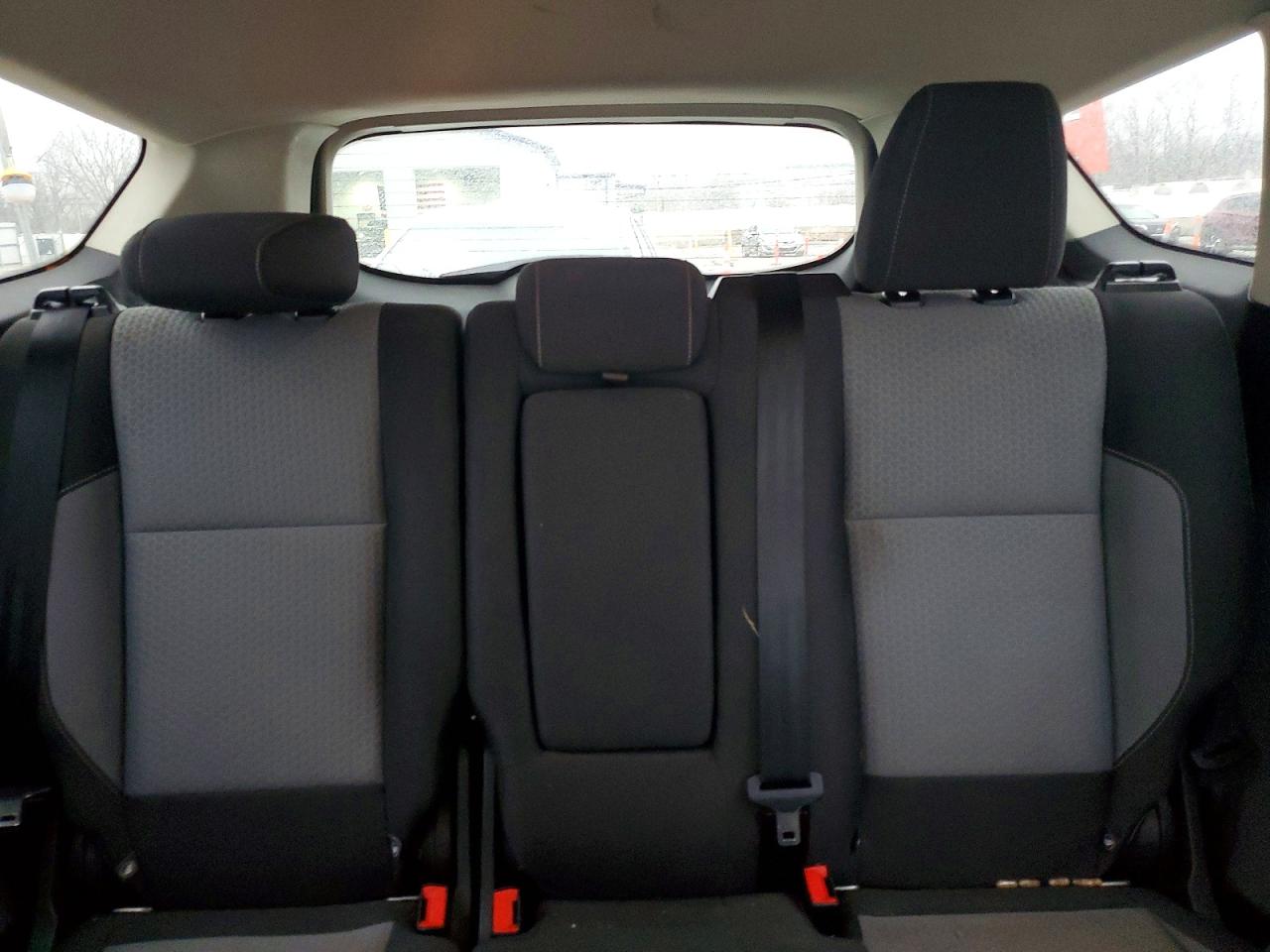 2017 FORD ESCAPE SE photo 10