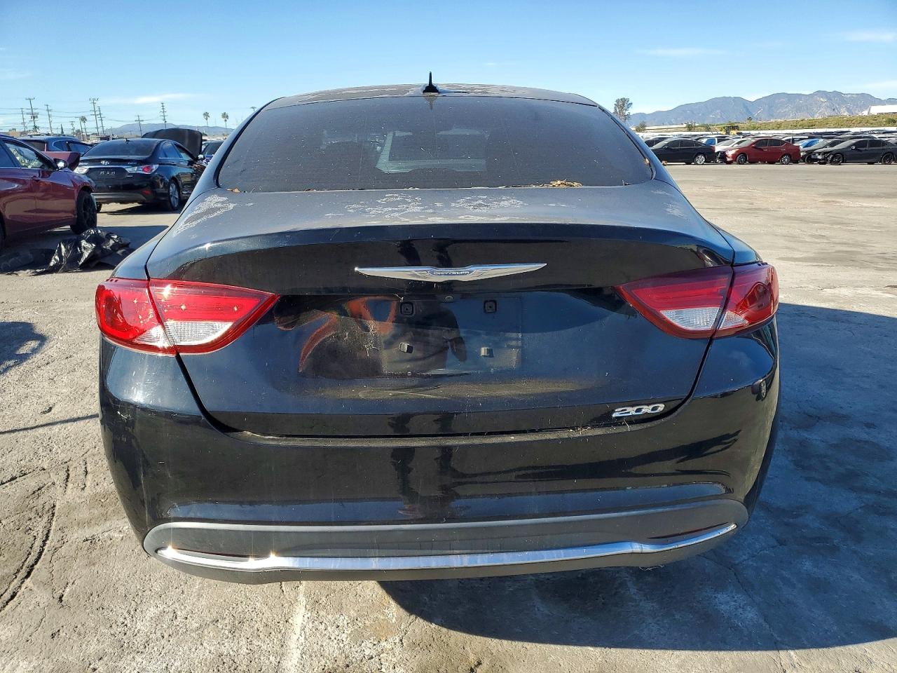 2016 CHRYSLER 200 LIMITED photo 6
