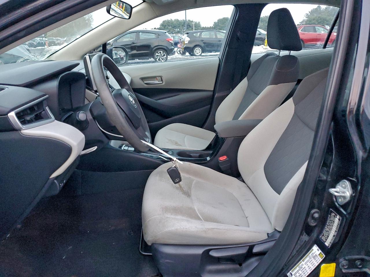 2020 TOYOTA COROLLA LE photo 7