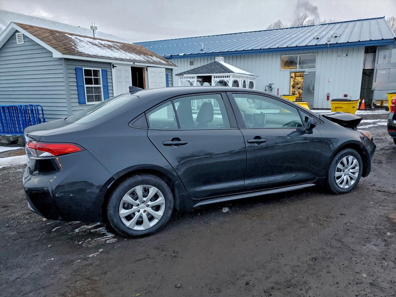 2020 TOYOTA COROLLA LE photo 3