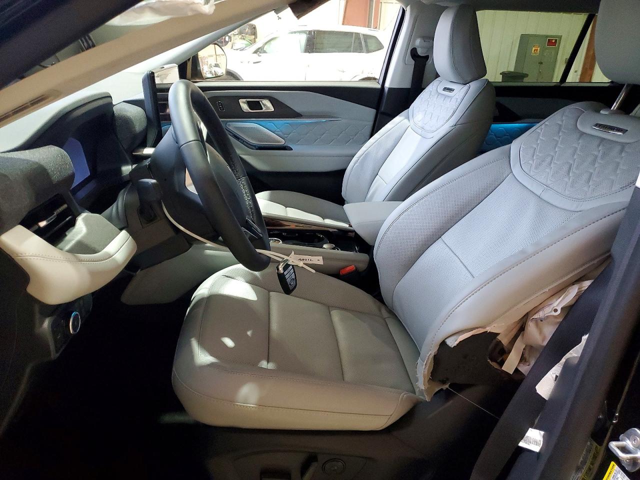 2025 FORD EXPLORER PLATINUM photo 7