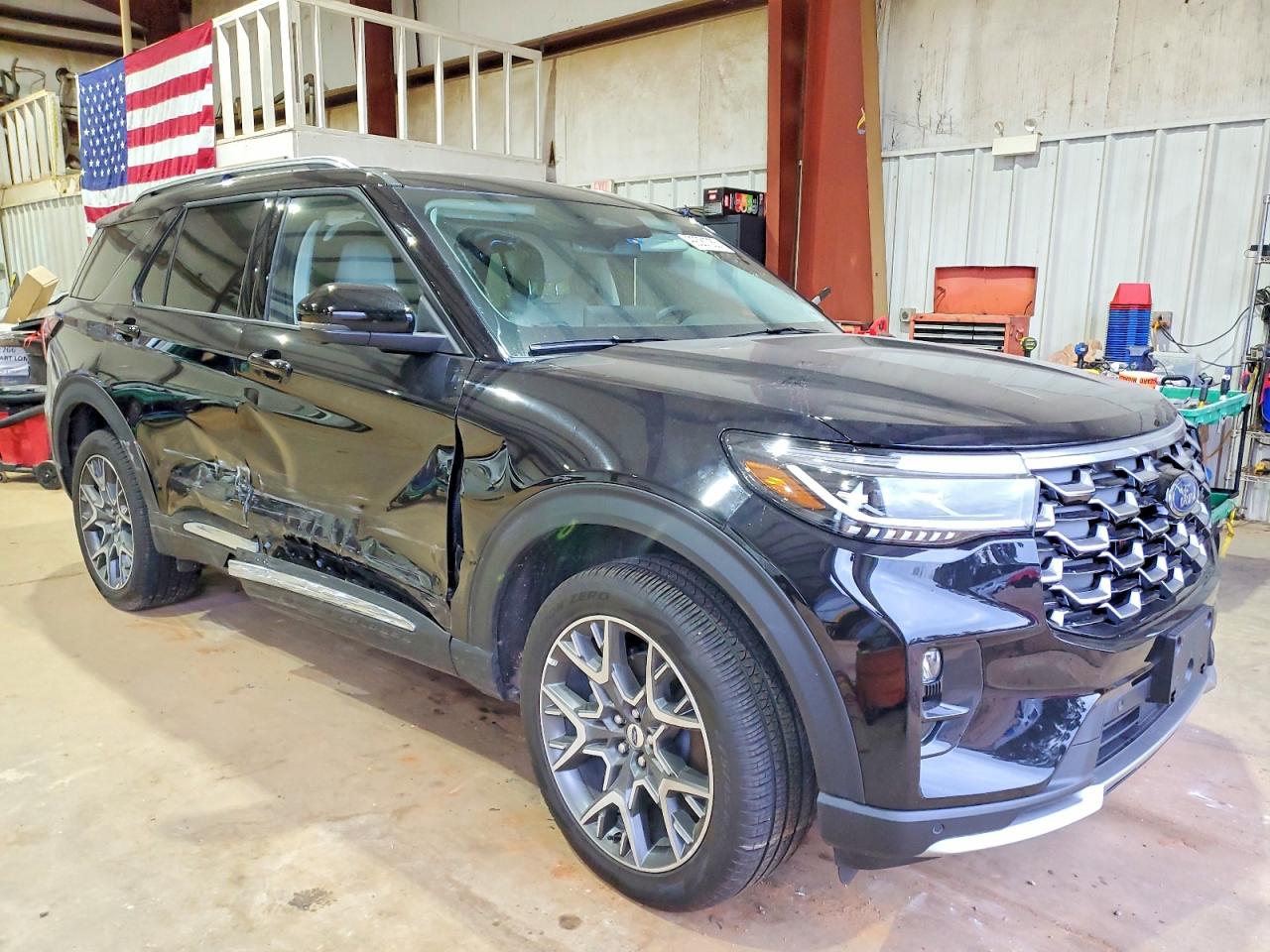 2025 FORD EXPLORER PLATINUM photo 4