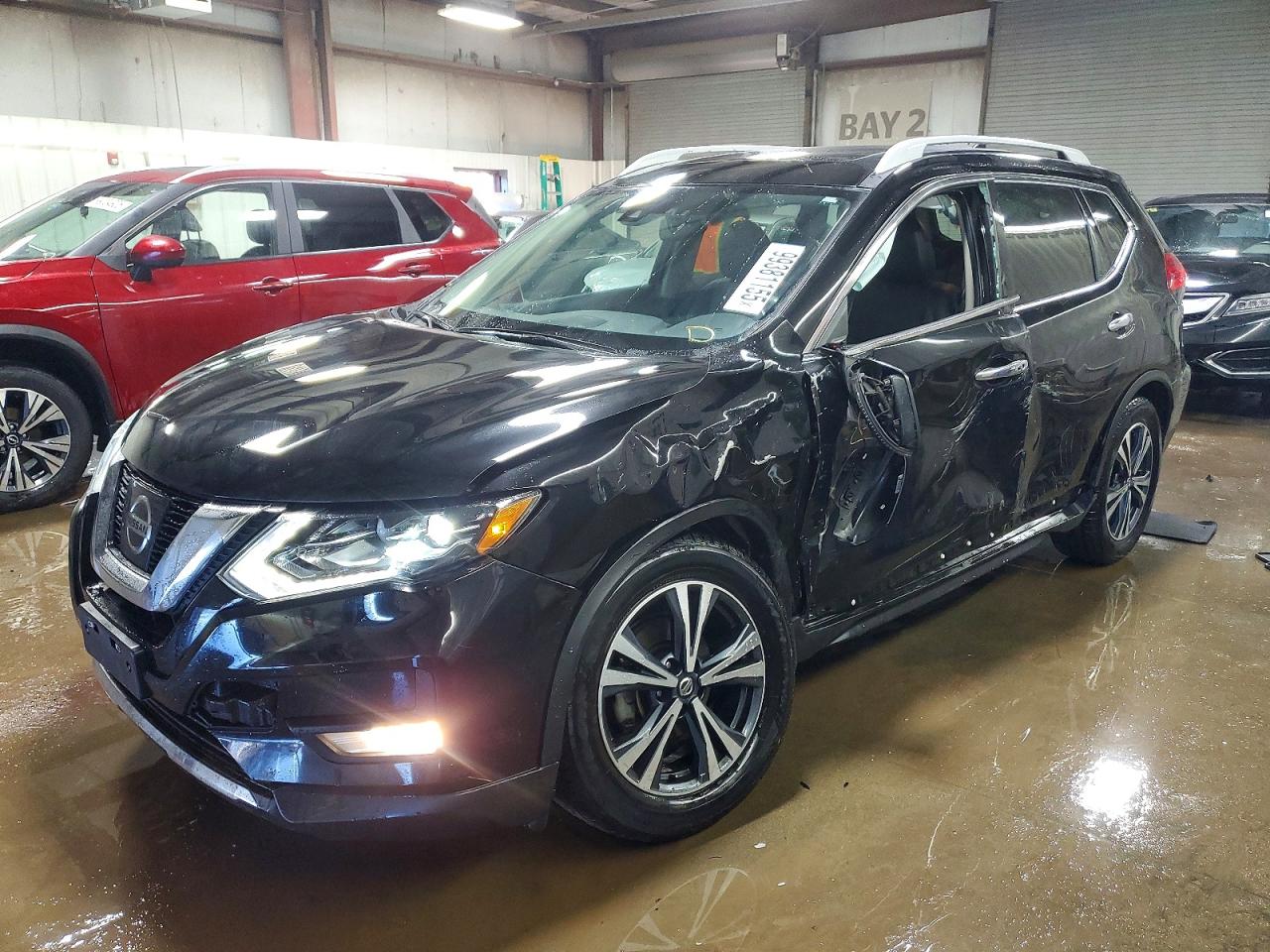 2017 NISSAN ROGUE
