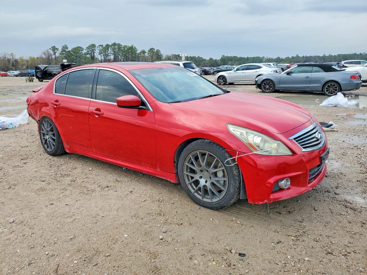 2011 INFINITI G37 photo 7