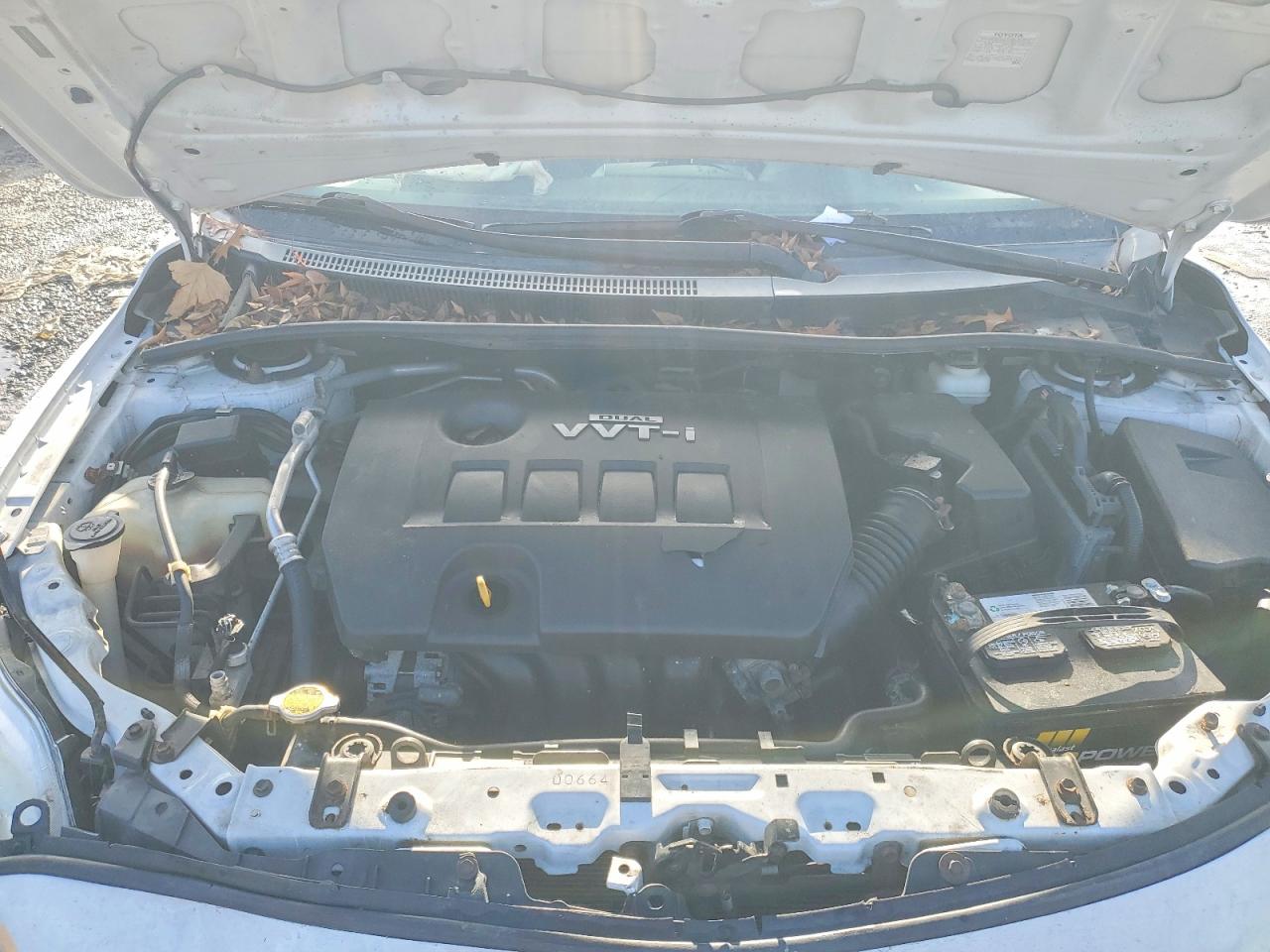 2010 TOYOTA COROLLA BASE photo 11
