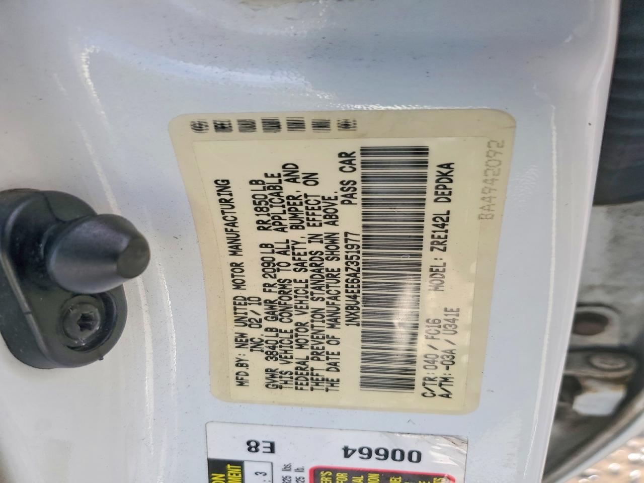 2010 TOYOTA COROLLA BASE photo 12