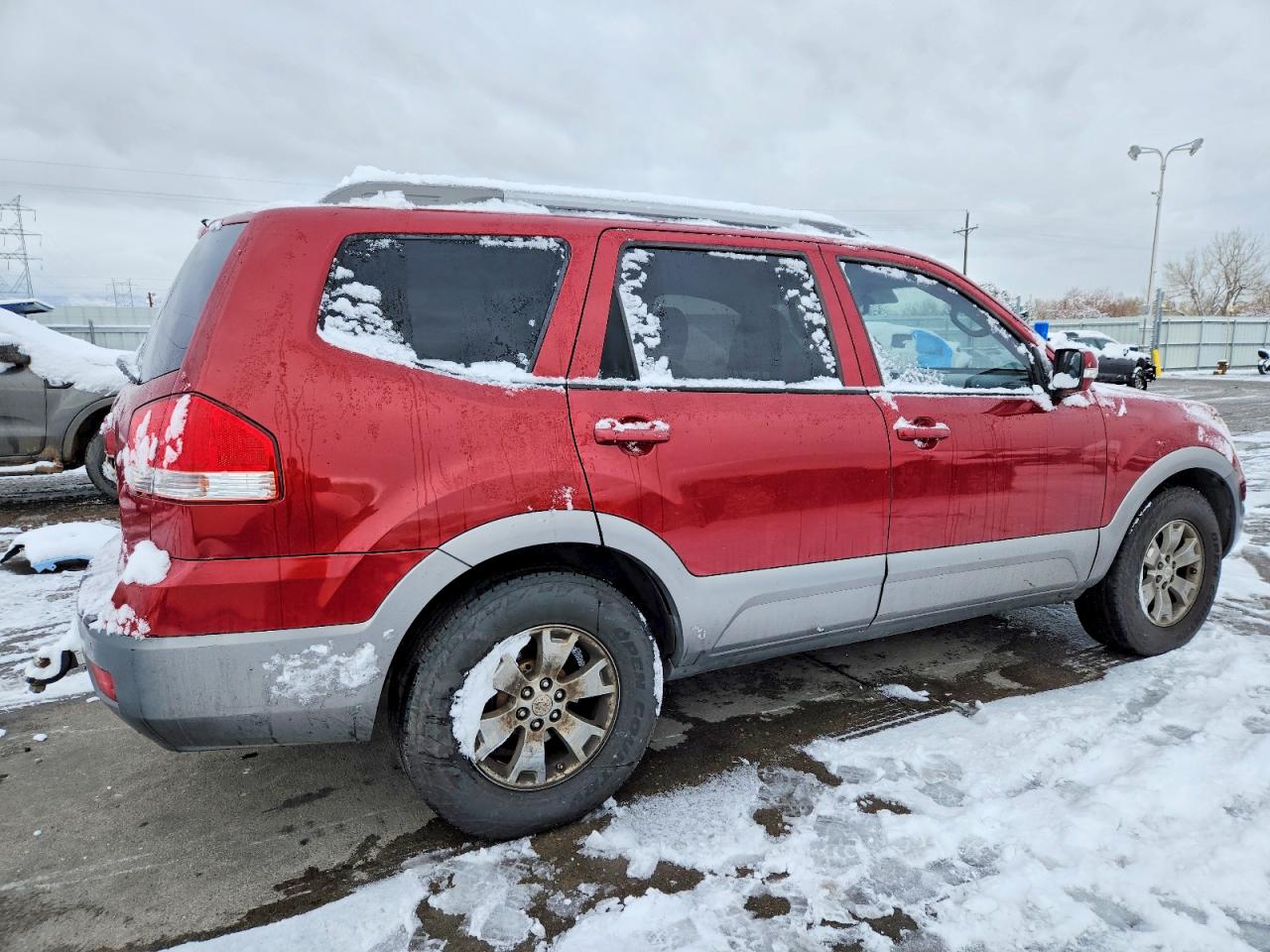 2009 KIA BORREGO LX photo 3
