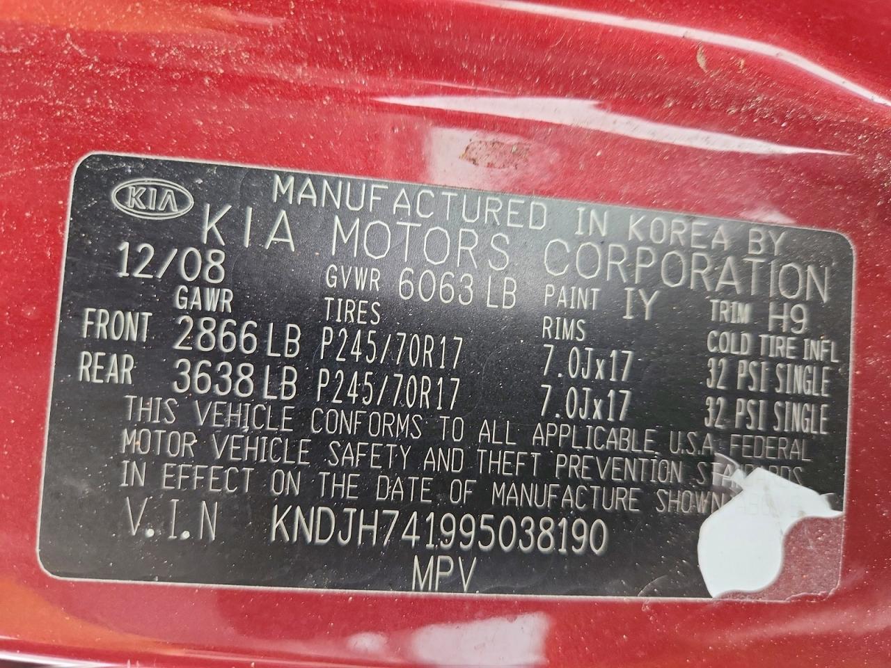 2009 KIA BORREGO LX photo 13