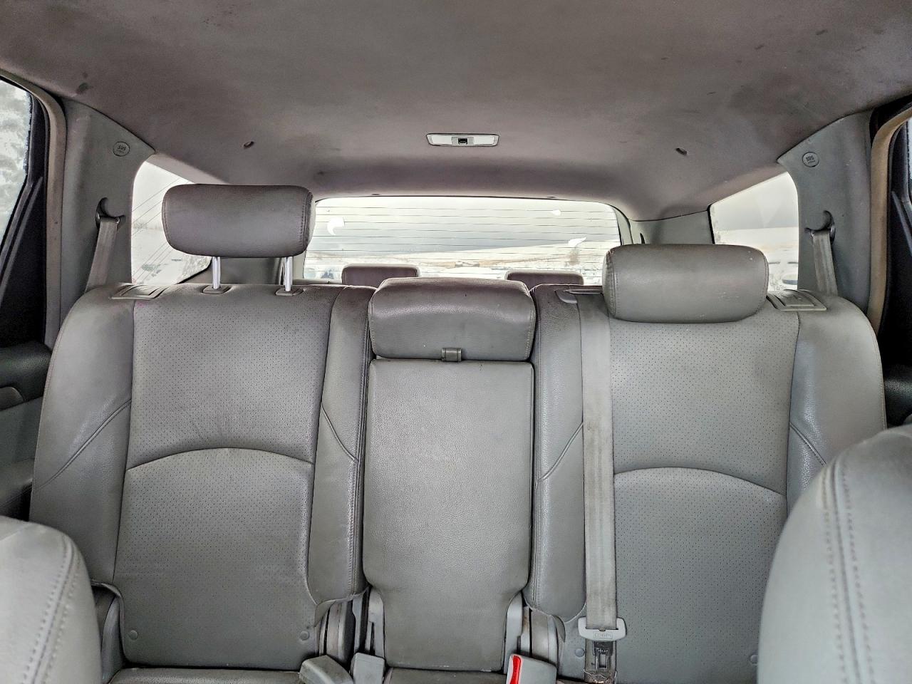 2009 KIA BORREGO LX photo 10