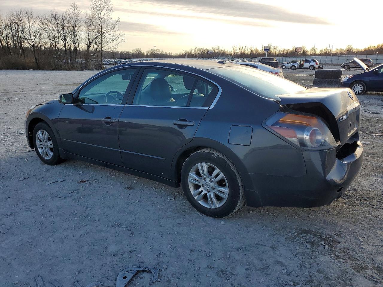 2012 NISSAN ALTIMA BASE photo 2